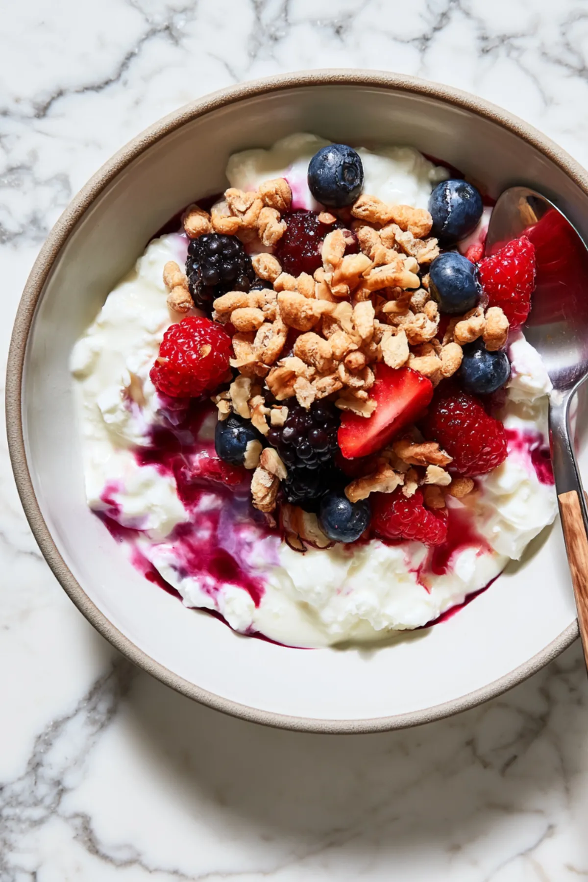 low sodium cottage cheese berry bowl